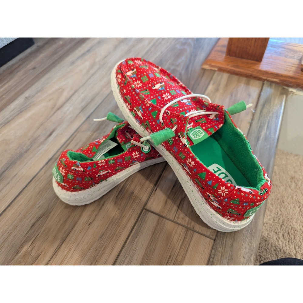 Hey Dude Wendy Holiday Sweater Christmas Shoes Womens Size 7 Red Loafers